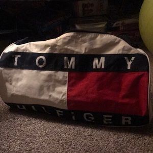Tommy hilfiger duffle bag